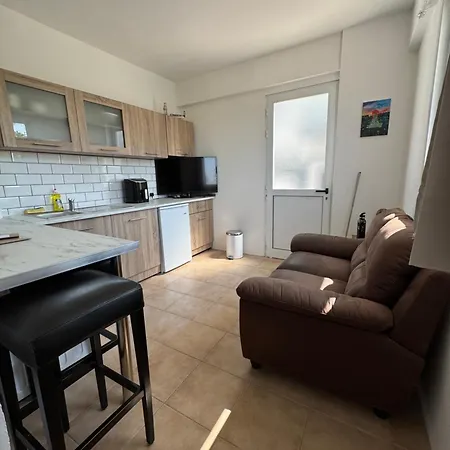 Sunflight 01b One Bedroom * Lárnaca